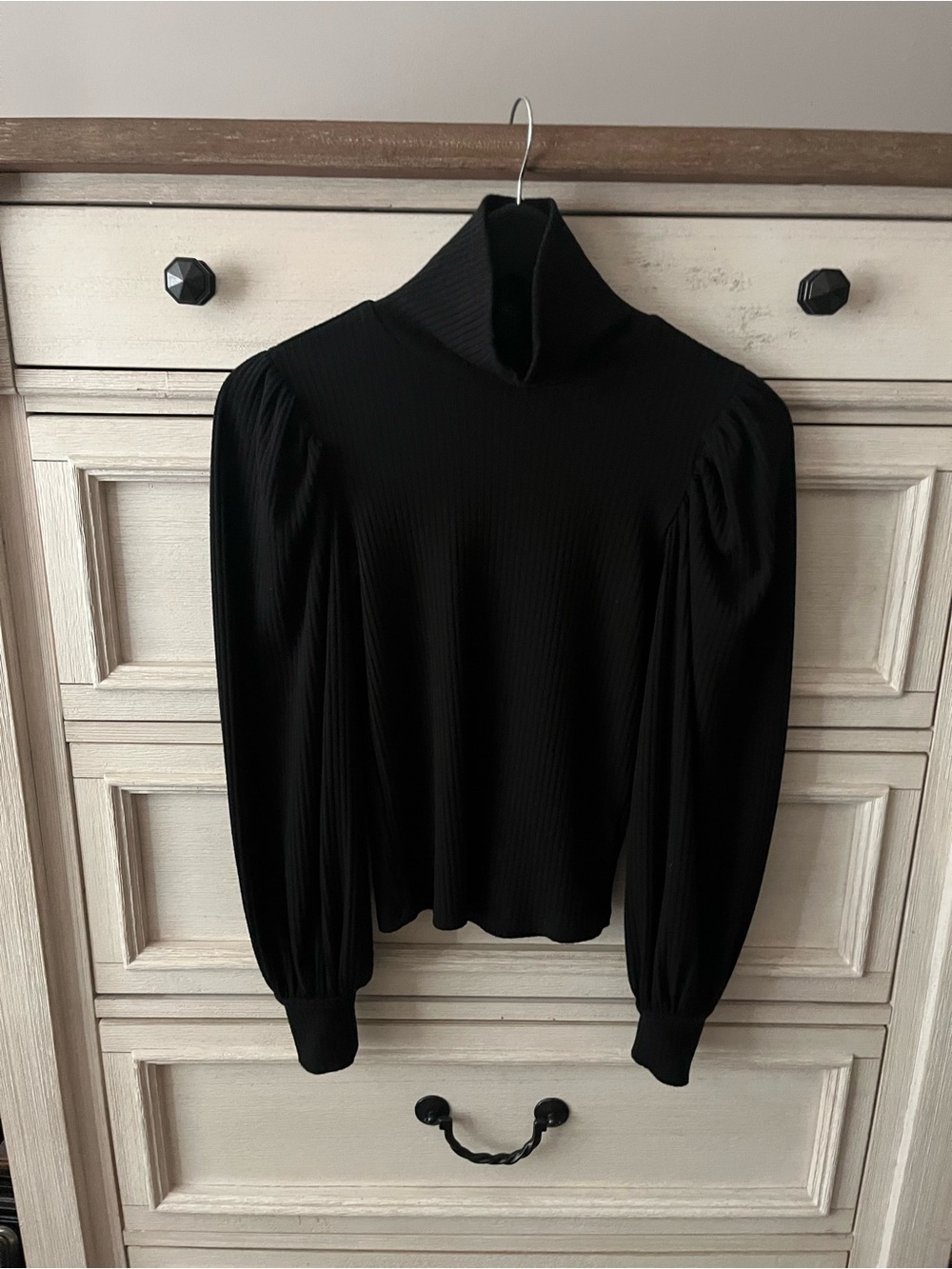 Forever 21 Black Ribbed Puff-Sleeve Turtleneck